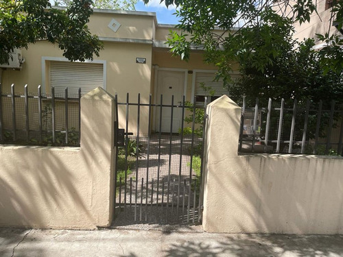 Venta Casa Multifamiliar A Reciclar