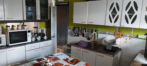 Casa Con 5 Amplios Dormitorios Y Posibilidad De Ampliar