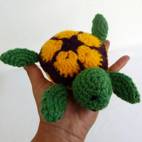 Tartaruga Amigurumi - Roxo E Amarelo