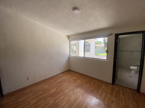 ¡bienvenido A La Joya De Jurica, Una De Las Zonas Residenciales Más Exclusivas!