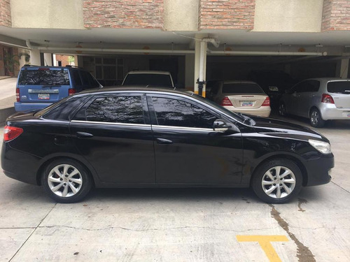 Donfeng S30 2012 88km Blindado