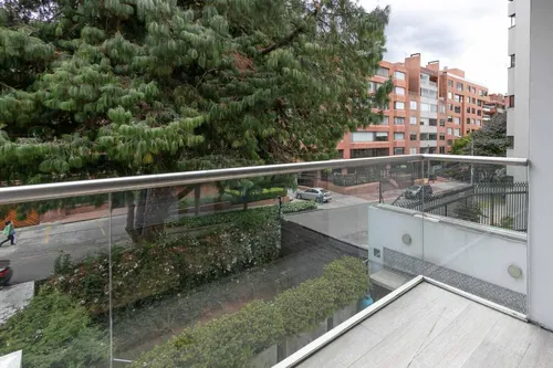 Casa En Venta En El Nogal. Cod V3896