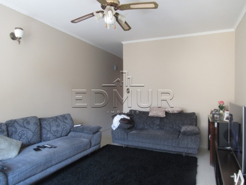 Sobrado - Vila Valparaiso - Ref: 7685 - V-7685