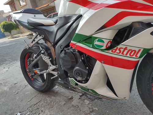 Imagen 6 de 7 de Honda Moto De Pista