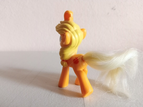 Figura Applejack G4 Mcdonald's 2012 Happy Meal Toys (Usado)