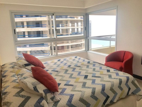 Apartamento 3 Dormitorios En Playa Brava, Punta Del Este.