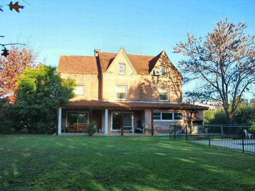 Excelente Casa A La Venta En El Barrio San Jorge Village