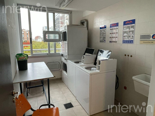 Departamento 2 Ambientes Con Cochera En Subsuelo Belgrano - Venta
