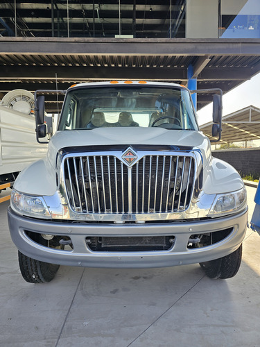 International 4300 Modelo 2013 Chasis Cabina Rabón 4x2