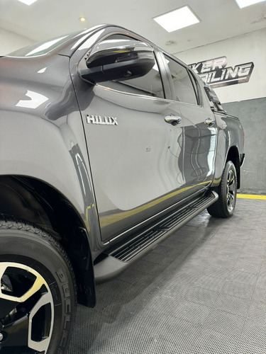 Toyota Hilux 2.8 Cd Srx 177cv 4x4 At