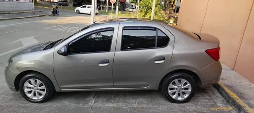 Renault Logan 1.6 Authentique