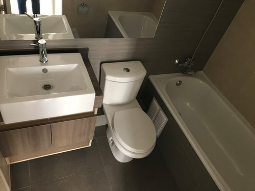 Departamento Calle Rosas 1d 1b, Excelente Inversión.