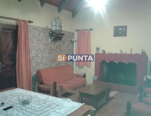 Imagen 2 de 5 de Casa En Venta - La Barra