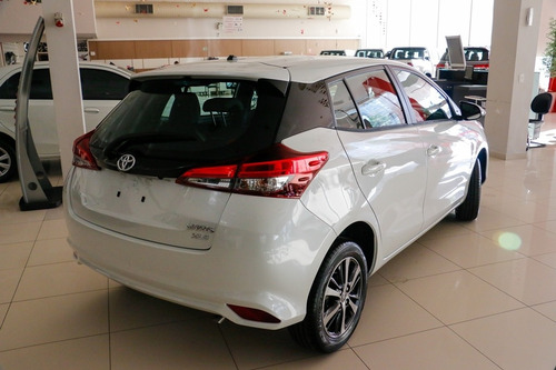 Toyota Yaris 1.5 Xl Plus Connect Cvt (flex)