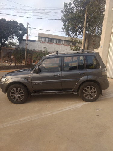 Mitsubishi Pajero Tr4