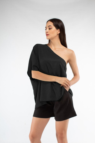 Imagen 6 de 6 de Blusa Asimétrica De Un Hombro