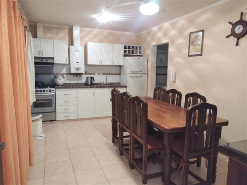 Imagen 1 de 30 de Venta De 2 Departamentos, Depósito, Cochera Y Local - Concepción Del Uruguay, Entre Rios -ideal Inversor!!!!