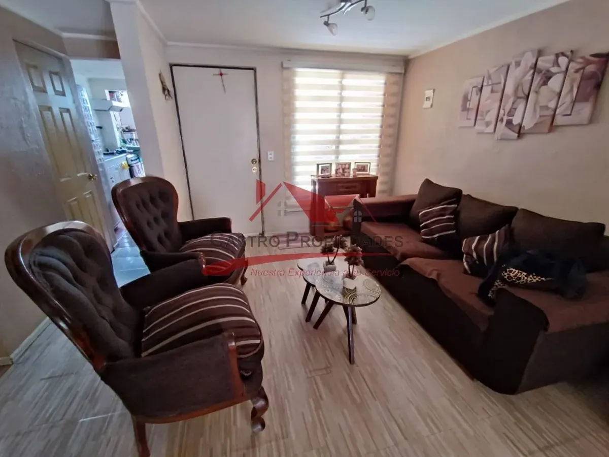 Imagen 3 de 20 de Casa De Dos Pisos, 3 Dormitorios 2 Baños, Quilicura