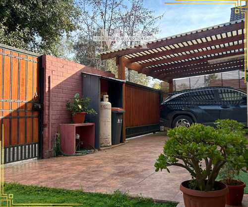 Arriendo Casa Ciudad Satélite 5h 3b 2e Maipu (106729)