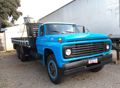 Imagem 2 de 9 de Ford 700 Truck Carroceria