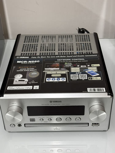 Yamaha Pianocraft Mcr-n560 . Estéreo Microcomponente Silver 64 W (Usado)