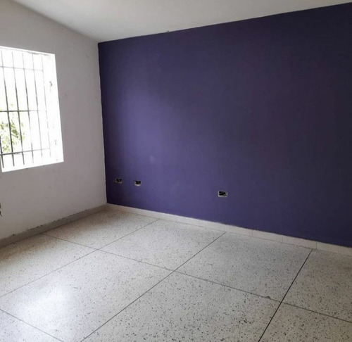 Imagen 15 de 16 de María Meléndez Vende Casa Comercial Para Remodelar La Viña