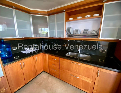 César Bullones Vende Regio Apartamento En Tiuna Park, Zona Exclusiva Del Este, Lara 25-8310