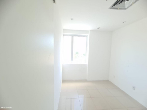 Imagem 1 de 4 de Sala Comercial Para Venda Em Salvador, Caminho Das Árvores, 1 Banheiro, 1 Vaga - Ms1045_2-1132438