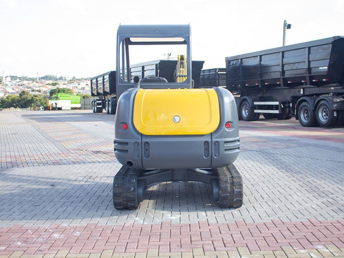 Imagem 18 de 22 de Mini Escavadeira Wacker Neuson 3503 - 2012 = Caterpillar,jcb