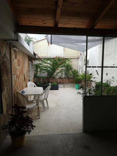 Imagen 16 de 19 de Venta Excelente Casa - Saavedra 1100