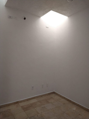 Casa Para Oficinas En Venta En La Col. Las Palmas, Cuernavaca Morelos