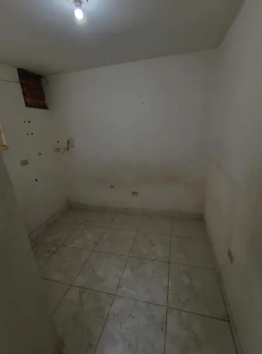Casa Dividida En 2 Apartaestudios