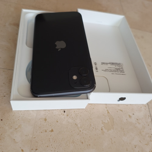 Apple Iphone 11 (128 Gb) - Negro Negro (Usado)