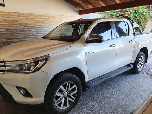 Toyota Hilux 2.8 Cd Srx 177cv 4x4 At 2018