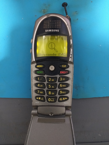 Celular Antigo Samsung Cinza (Usado)