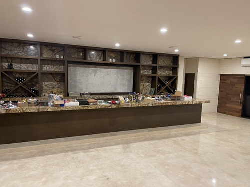 Residencia Espectacular En Paseo De Los Laureles