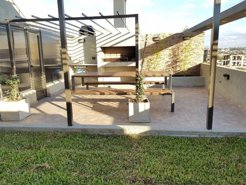 Imagen 2 de 12 de General Paz, Departamento De 1 Dormitorio En Venta. Edificio Con Amenities
