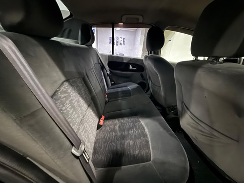 Renault Clio Sed. Privilège Hi-Flex 1.6 16V 4p