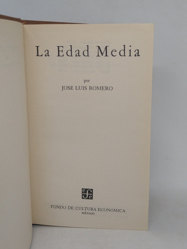 Imagen 3 de 8 de La Edad Media Jose Luis Romero