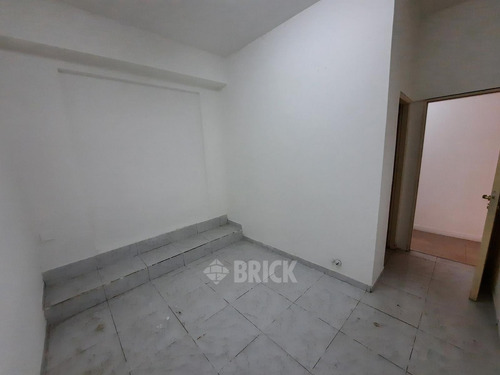 (venta En Block) Local Y 3 Deptos En Carlos Calvo Al 1100 - 534 M2 Cub De Existencia