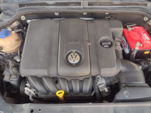 Volkswagen Jetta 2.5 Style Active Tiptronic At
