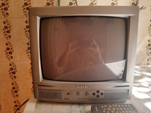 Televisão Cce 14 Polegadas Modelo Hps 1405 Funcionando