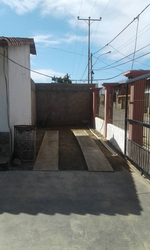 Imagen 4 de 13 de Casa De 1 Planta Conj Cerrado A Solo 200 Mts De Cc Traki