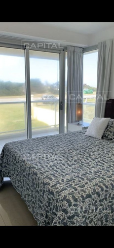 Imagen 5 de 18 de Apartamento De Tres Dormitorios En Suite En Venta Con Vista El Mar En Primera Línea Playa Brava - Punta Del Este Brava