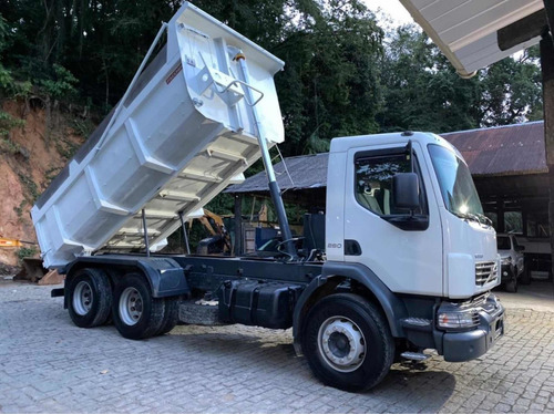 Imagem 3 de 12 de Volvo Vm 260 Tracado