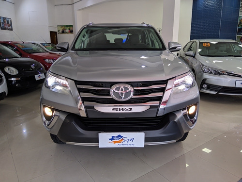 Toyota Sw4 2.8 Tdi Srx 7l 4x4 Aut. 5p 2016