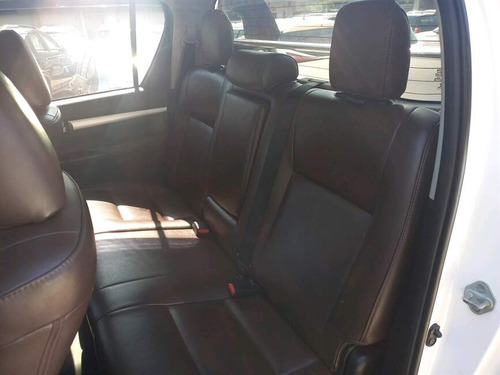 Toyota Hilux 2.7 SR 4X2 CD 16V FLEX 4P AUTOMÁTICO