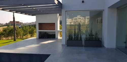 Imagen 6 de 30 de La Mejor Calidad De Construccion - Al Lago