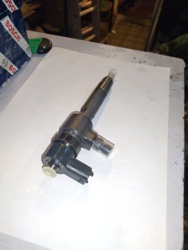 Imagen 3 de 4 de Inyectores Chevrolet S-10 Mwm 2.8 Juego De 4 Bosch ,04451102