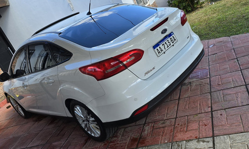 Ford Focus III 2.0 Sedan Se Plus Mt
